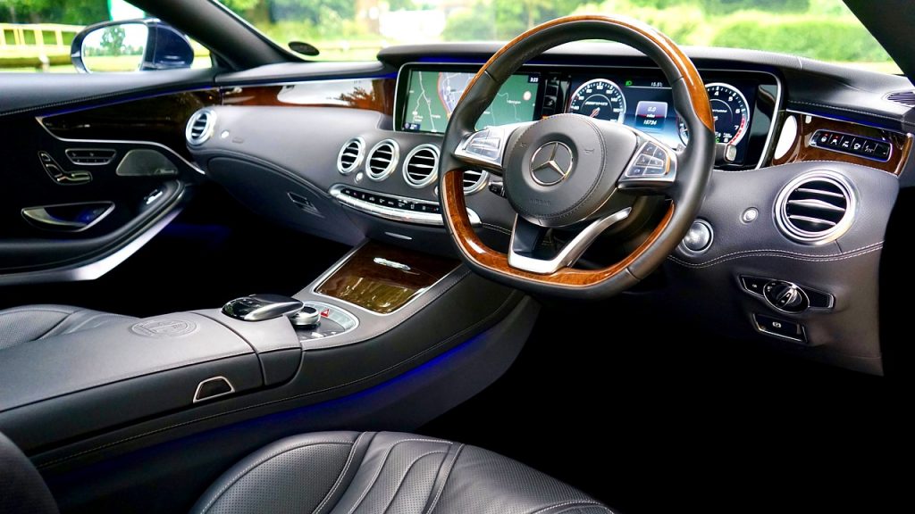 Car-Interior-Infotainment-System