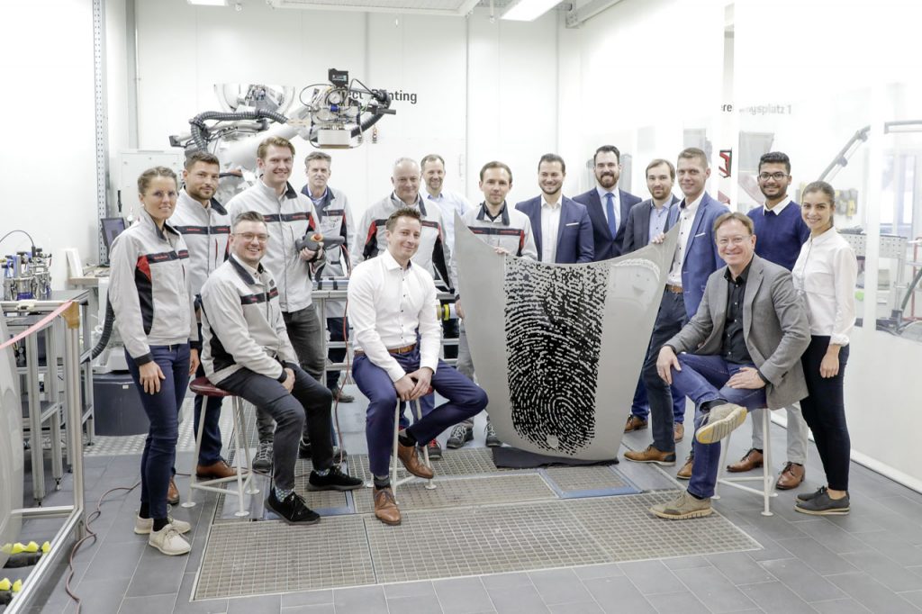 New painting method can transfer owner’s fingerprint onto hood of Porsche 911