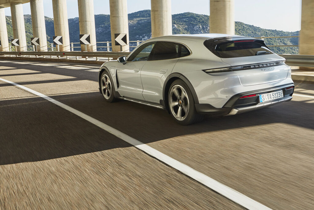 2021 Porsche Taycan Cross Turismo
